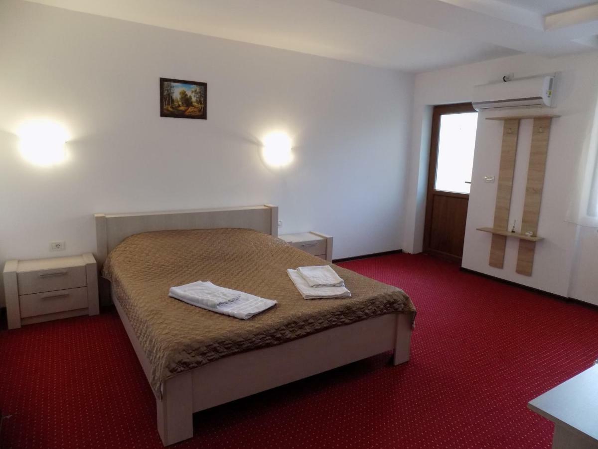 Casa Tiky Hotel Timişoara Eksteriør billede